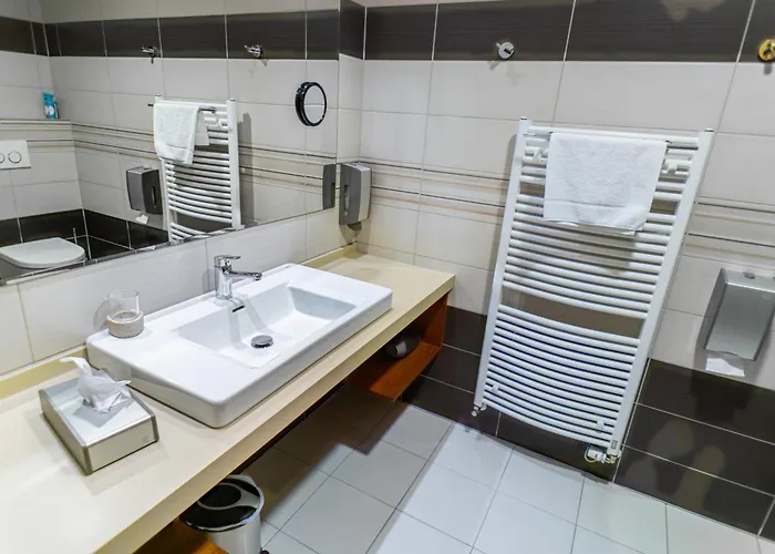 Vinařství Peřina Bed & Breakfast 3*